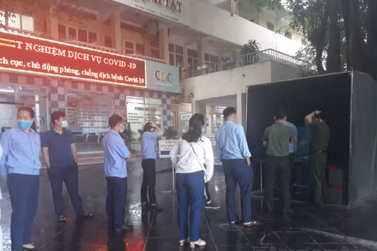 Quảng Ninh: Tạm dừng hoạt động các cơ sở khám chữa bệnh tư nhân