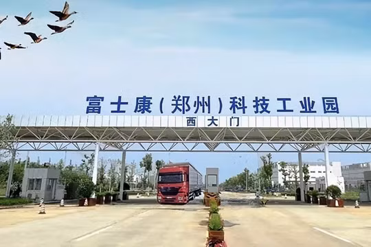 Foxconn tuyển gấp 200.000 công nhân để sản xuất iPhone 13