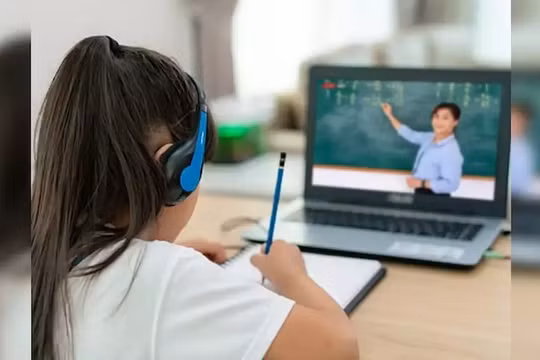Bộ Giáo dục và Đào tạo yêu cầu không dạy học sinh nội dung nâng cao, bỏ các nội dung quá cũ
