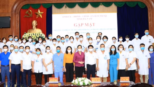 Hà Nam: Tiếp tục tăng cường y, bác sĩ cho miền Nam chống dịch Covid-19