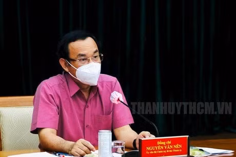 Bí thư TP. HCM: Không thể loại bỏ hoàn toàn Covid-19 ra khỏi cộng đồng
