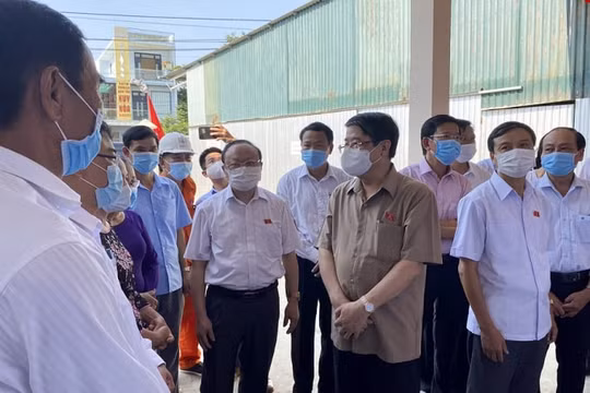 Phó Chủ tịch Quốc hội Nguyễn Đức Hải kiểm tra công tác bầu cử tại Thừa Thiên - Huế