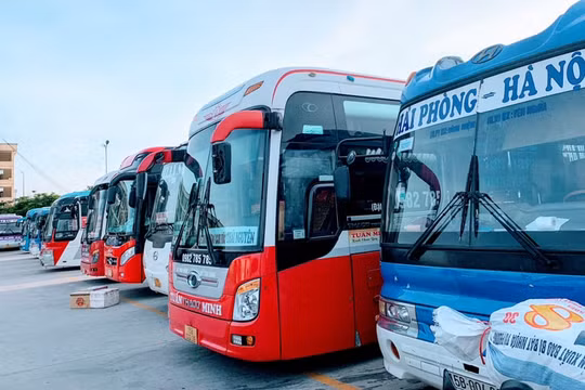 Bộ Giao thông đề xuất tiếp tục giảm phí sử dụng đường bộ