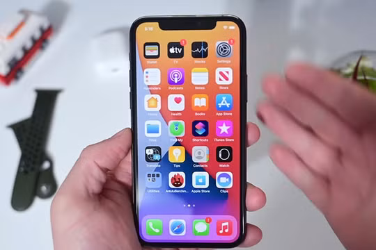 Apple khóa phiên bản cập nhật iOS 14.3 khiến người dùng không thể hạ cấp từ iOS 14.4