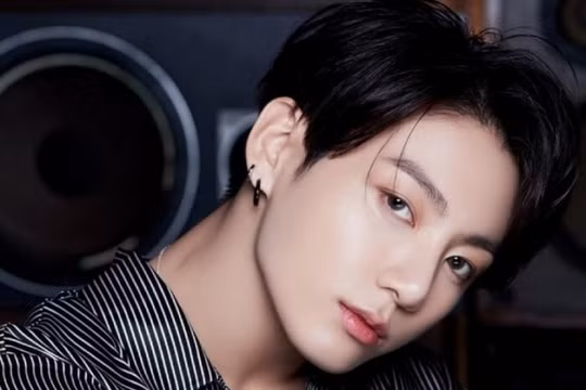 Top 10 ông hoàng K-pop 2021 do fan bình chọn