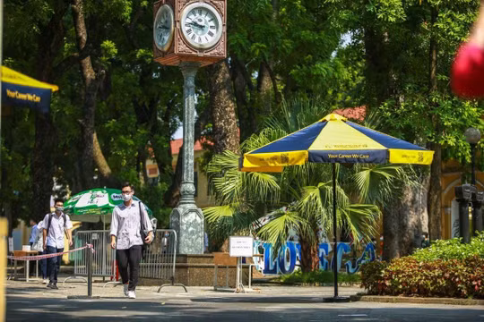 Đề Toán không khó, điểm 10 không hiếm