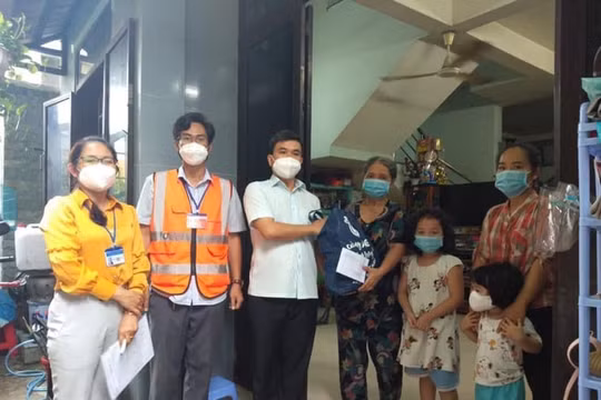 Báo Người Lao Ðộng triển khai chương trình chung tay chăm lo cho trẻ em mồ côi do dịch Covid-19
