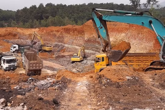 Lục Nam (Bắc Giang): Có dấu hiệu lợi dụng thăm dò để khai thác khoáng sản?