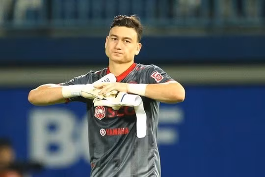 Thủ thành Văn Lâm tiếp tục ngồi chơi dài hạn ở CLB Muangthong United