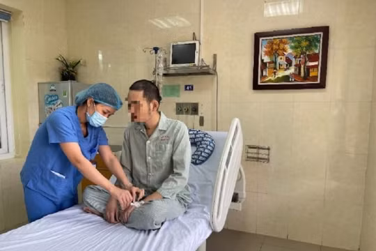 'Làm lạnh toàn thân', cứu sống chàng trai 26 tuổi bị ngừng thở