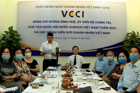 Hiệp hội vận tải Hải Phòng kiến nghị giảm 50% lệ phí trước bạ cho các xe ô tô đăng ký mới