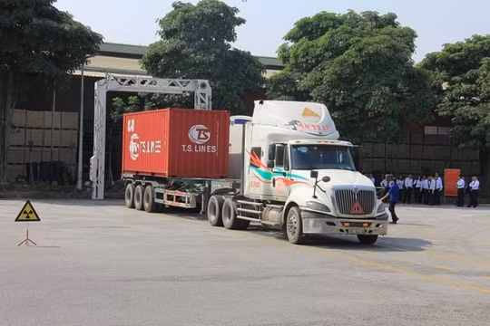 Tổng cục Hải quan tăng cường hiện đại hóa trang thiết bị kiểm tra, giám sát