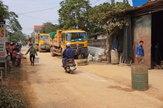 Thanh Hoá: Xe quá tải đang gây bức xúc trong dân