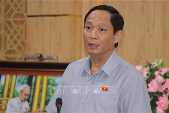 Phó Chủ tịch Quốc hội Trần Quang Phương chia sẻ với những khó khăn, thách thức của Quảng Ngãi