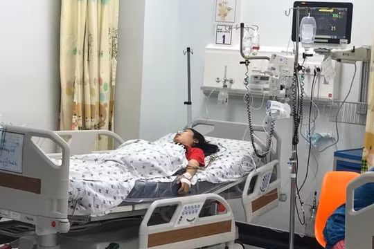 TP. HCM: Nữ sinh 28 tuổi bị ngộ độc thuốc chống trầm cảm
