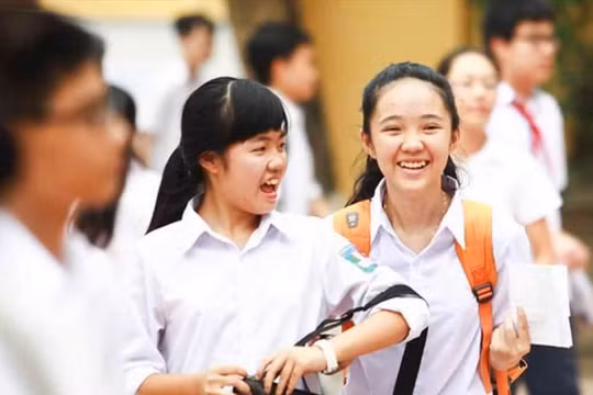 Đến cuối tháng 3, học sinh Hà Nội mới biết đủ môn thi vào lớp 10
