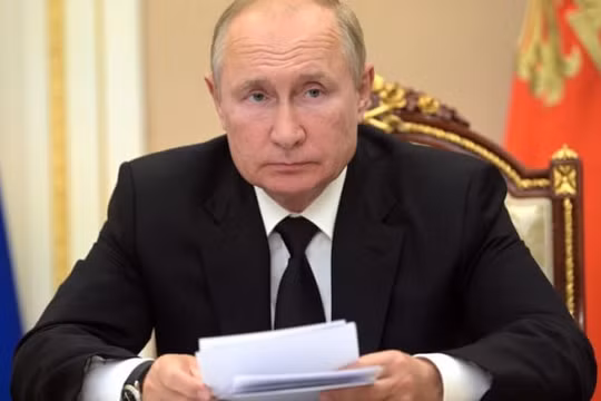 Tổng thống Putin tự cách ly khi tiếp xúc với người nhiễm COVID-19