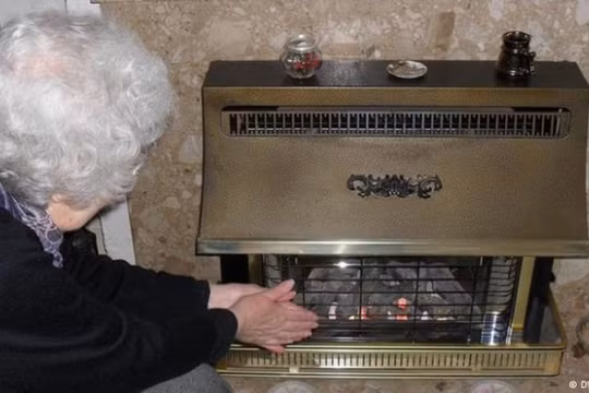 EU cảnh báo về tình trạng nghèo nhiên liệu do giá năng lượng tăng