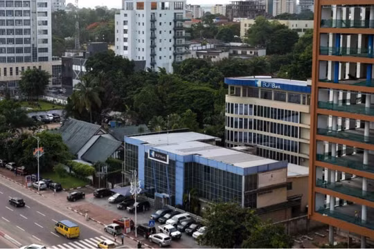 Công ty Trung Quốc nắm quyền khoáng sản, chuyển hàng triệu USD cho cựu Tổng thống Congo