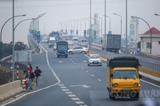 Tìm kiếm nguồn vốn đầu tư xây dựng cầu Hồng Hà vượt sông Hồng