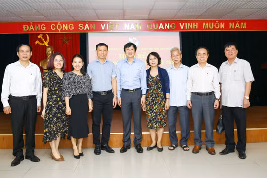 Tiếp tục nêu cao đạo đức nghề nghiệp của người làm báo
