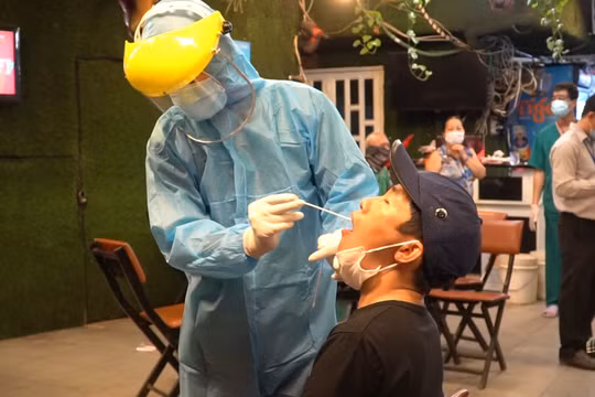 TP. HCM: Hơn 28.000 mẫu xét nghiệm ngẫu nhiên cho kết quả âm tính Covid-19