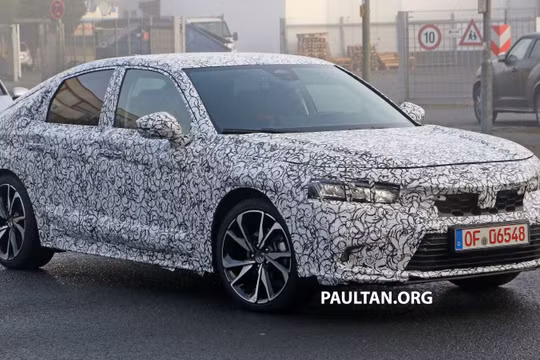 Lộ diện hình ảnh Honda Civic Hatchback 2022 đang chạy thử nghiệm