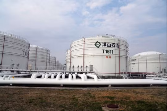 Mỹ - Trung thảo luận về việc giải phóng dự trữ dầu, đe dọa OPEC