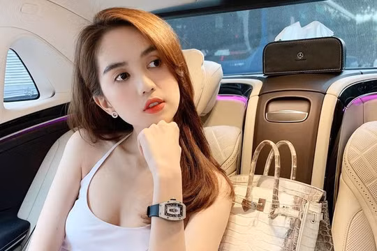 Bộ sưu tập đồng hồ tiền tỷ của Ngọc Trinh