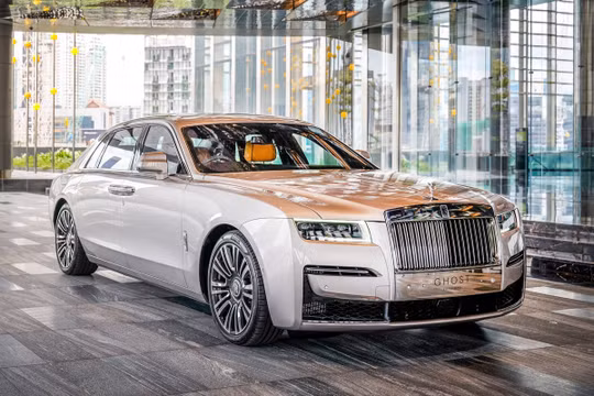 Rolls-Royce Ghost 202, giá đề xuất từ 350.000 USD