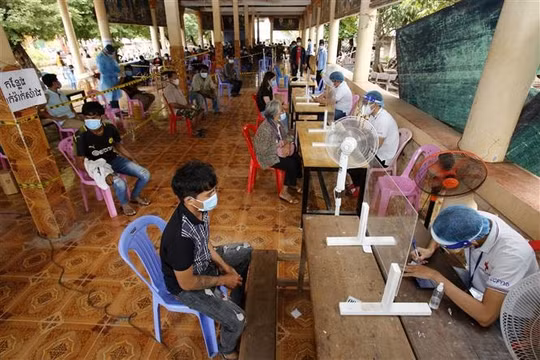 Ngày 19/7, khu vực ASEAN ghi nhận 70.010 ca COVID-19 và 1.923 ca tử vong
