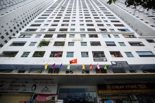 Hà Nội: Gỡ bỏ phong tỏa chung cư HH4C Linh Đàm
