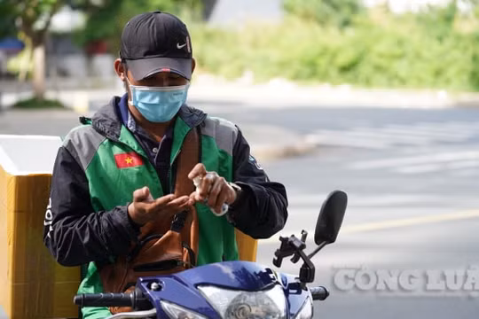 Gojek cam kết không tăng giá cước vận chuyển trong giai đoạn giãn cách xã hội