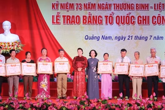 Thủ tướng Chính phủ cấp Bằng “Tổ quốc ghi công” cho 242 liệt sĩ