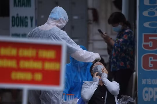 Trưa 28/7, Hà Nội ghi nhận thêm 35 ca mắc Covid-19 thuộc 7 chùm ca bệnh