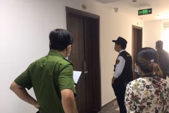 Nghi án "cha bắt cóc con gái": Bất chấp quyết định thi hành án, người cha vẫn quyết không trả con gái