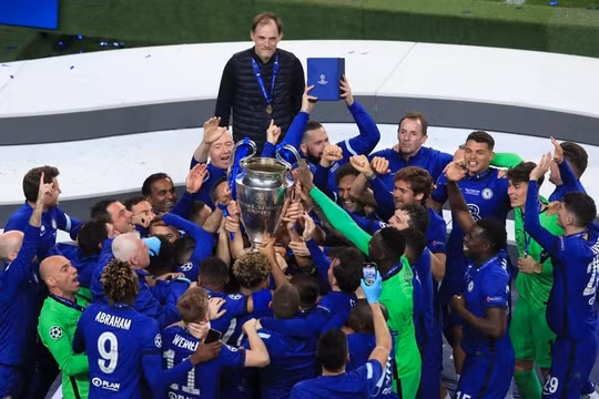 CLB Chelsea giữ chân HLV Tuchel thêm 2 năm