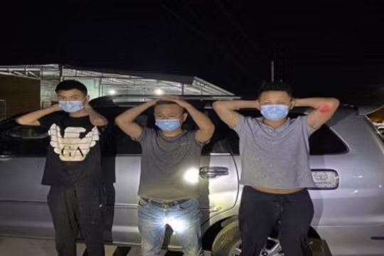 Kon Tum: Phát hiện 3 người Trung Quốc nghi nhập cảnh trái phép