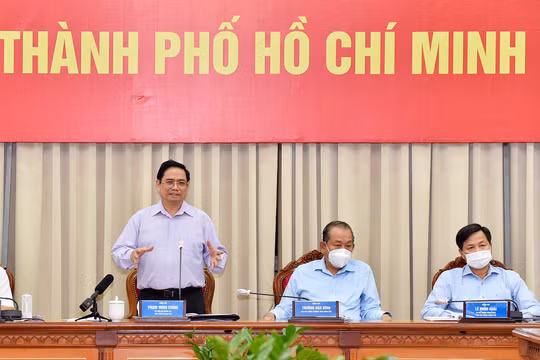 Chúng ta đang đi đúng hướng, cần tiếp tục phấn đấu, nỗ lực thực hiện cho được mục tiêu kép