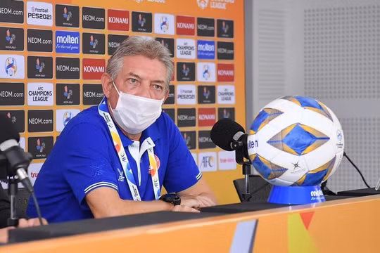 HLV Jurgen Gede: "CLB Viettel chỉ thua trong một khoảnh khắc"