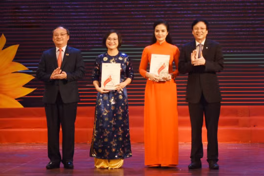 Hơn 1.000 tác phẩm báo chí tham dự cuộc thi “Đưa Nghị quyết của Đảng vào cuộc sống"