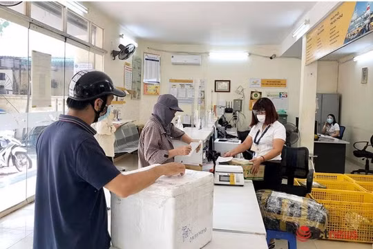 Hải Dương: Người giao nhận hàng hóa phải xét nghiệm SARS-CoV-2 với tần suất 7 ngày/lần