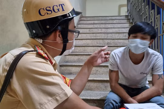 Đồng Nai: Hai thanh niên “thông chốt” dương tính với ma túy