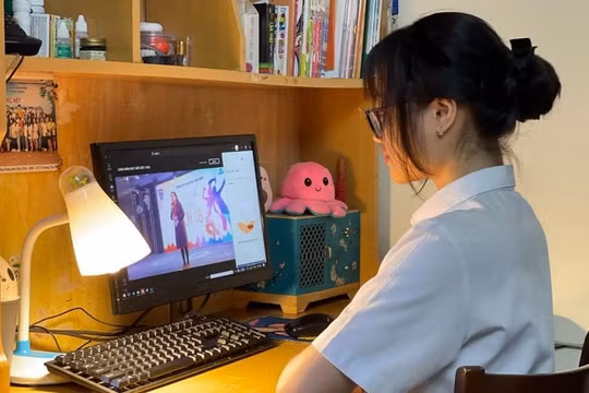 Hà Nội tiếp tục dạy học trực tuyến