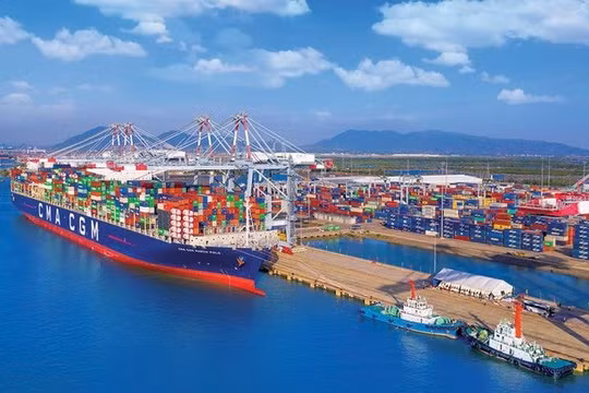 CPI bình quân 6 tháng đầu năm 2021 tăng 1,47%, trong khi nhập siêu gần 8 tỷ USD