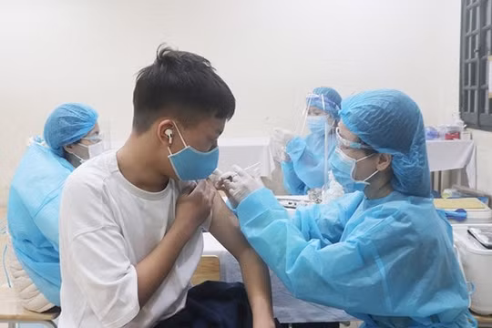 Sáng 13/12, Việt Nam ghi nhận hơn 1,05 triệu ca COVID-19 đã khỏi