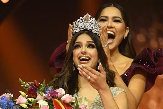 Nhan sắc xinh đẹp của mỹ nhân Ấn Độ đăng quang Miss Universe 2021