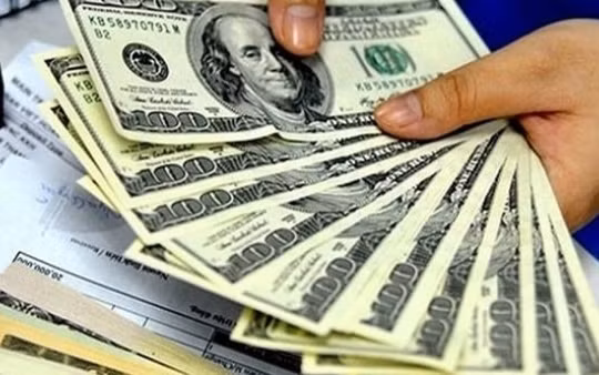 Tỷ giá ngoại tệ hôm nay 27/3: Hút dòng tiền, USD vững đà tăng