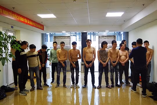 Triệt phá đường dây đánh bạc 700 tỷ đồng trên mạng xã hội