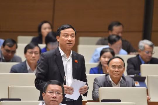 Người dân phải quen dần với cuộc sống trong điều kiện có dịch